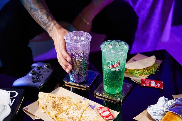 "Baja Midnight," left, joins the original "Baja Blast" beverage.
Mandatory Credit:	Taco Bell Corp. via CNN Newsource
Dateline:
