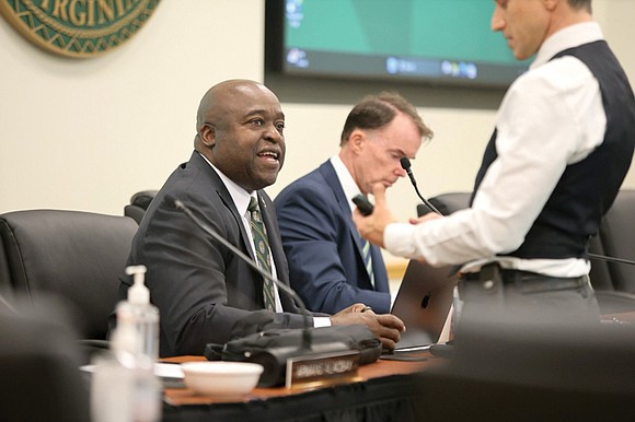 George Mason University President Gregory Washington is refusing a federal demand to apologize for alleged racial discrimination in the university’s … George Mason University President Gregory Washington is refusing a federal demand to apologize for alleged racial discrimination in the university’s …