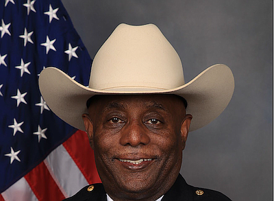 Fort Bend County Sheriff Eric Fagan is urging commissioners to approve competitive pay raises for deputies, warning that without action, … Fort Bend County Sheriff Eric Fagan is urging commissioners to approve competitive pay raises for deputies, warning that without action, …