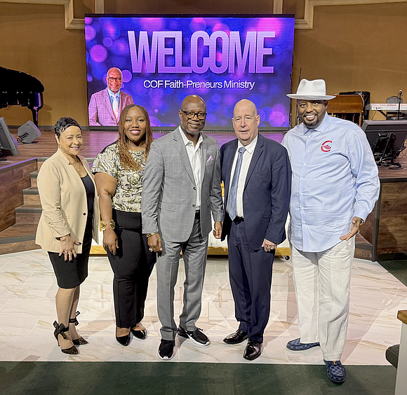 Houston, TX — What began as a simple conversation transformed into a powerful moment for Houston’s entrepreneurial community. The U.S. … Houston, TX — What began as a simple conversation transformed into a powerful moment for Houston’s entrepreneurial community. The U.S. …