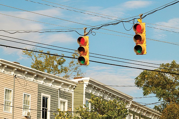 Traffic lights in Church Hill