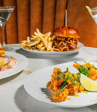 Fielding’s Lunch offers guests a vast mix of signature favorites, seasonal creations, and weekly chef specialties every Thursday and Friday only from 11:30am – 3:00pm.