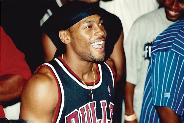 D’Angelo attends club performance at Area 51 of Dirty Souls, a rap duo formed by his cousins, in 1991.