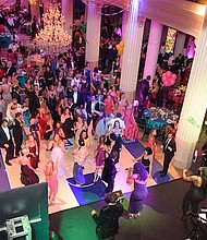 CHILDREN’S MUSEUM HOUSTON’S “PROM NIGHT: PARTY LIKE IT’S 1999” GALA/Photo credit: Alexander’s Fine Portrait Design