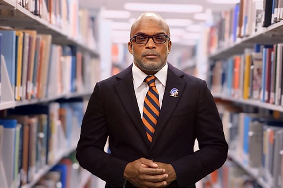 Virginia State University recently extended the contract of President Makola M. Abdullah through 2032, securing long-term leadership for the historically … Virginia State University recently extended the contract of President Makola M. Abdullah through 2032, securing long-term leadership for the historically …