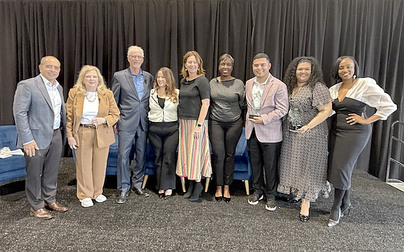 Houston’s Coffee with Comcast event closed 2025 with over $700,000 in grants supporting Texas nonprofits, highlighting digital equity, community collaboration, … Houston’s Coffee with Comcast event closed 2025 with over $700,000 in grants supporting Texas nonprofits, highlighting digital equity, community collaboration, …