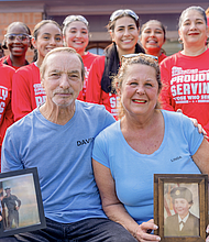H-E-B partnered with Rebuilding Together Houston to support U.S. Army and Air Force veteran Linda Bryant and her family. Bryant proudly served in both the Army and Air Force, alongside her husband, who served in the Navy. To support the renovation, more than 60 H-E-B Partners came together to paint their home’s exterior, update landscaping, and more. As part of the celebration, H-E-B also presented Linda with a $500 gift card to fully stock her pantry.