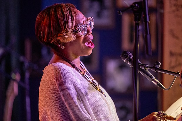 Songs of Truth’ “Songs of Truth: An American Musical Resurrection,” featuring Desirée Roots as Sojourner Truth, was performed Saturday, Nov. 15, and Tuesday, Nov. 18, at Révéler in Carytown. The two performances featured original songs from a musical theater project and inspired by the life of Sojourner Truth. Roots and fellow cast members Kimberly Fox Knight, Wendy Miller, Wanda Fox Miller, Dale Heiskill, Milani Hopkins, Cat Johnson and Sir Rome were accompanied by a band led by Weldon Hill, bringing the abolitionist’s story to life through a fusion of gospel, blues, jazz and Americana. Sojourner Truth’s sixth-generation great-granddaughter Barbara Allen, attended the performances. Desirée Roots as abolitionist Sojourner Truth. (Photos by Julianne Tripp Hillian/Richmond Free Press)