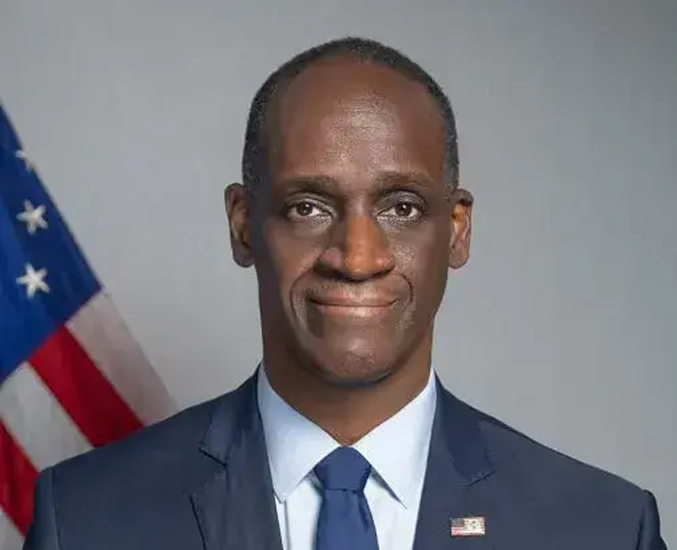 Former U.S. ambassador Timmy Davis to speak at VCU graduation