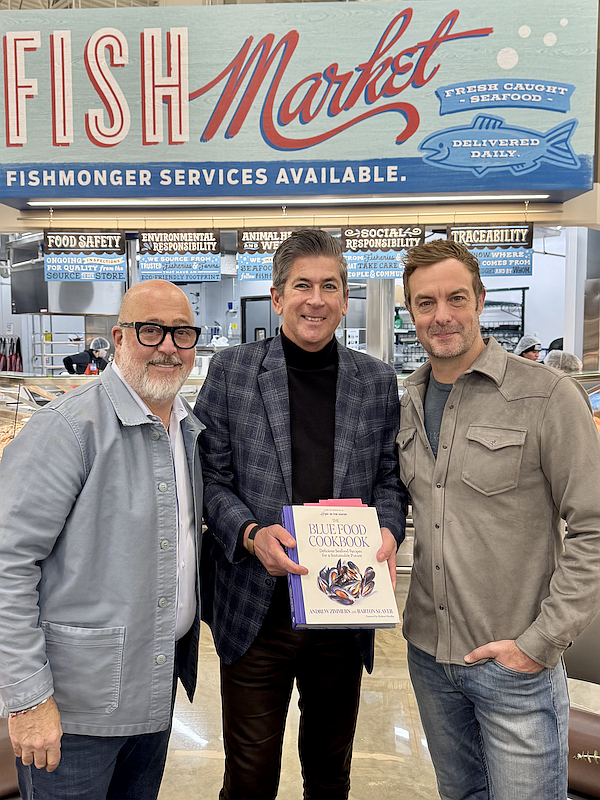 L to R: Andrew Zimmern, Todd Duplantis, and Barton Seaver