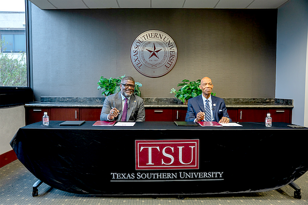TSU President James W Crawford III and NBEC Founder/President Darius Jones