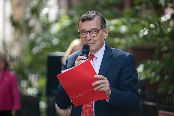 William “Bill” Martin, a beloved Richmond museum director and advocate for the Black arts and cultural scene, died Sunday at …