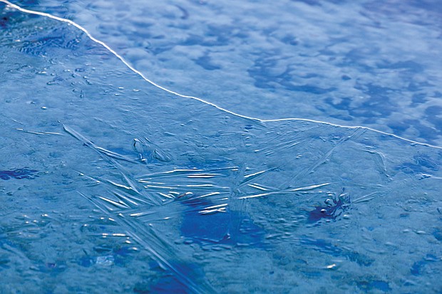 Frozen fountain (photo by Julianne Tripp Hillian/Richmond Free Press)