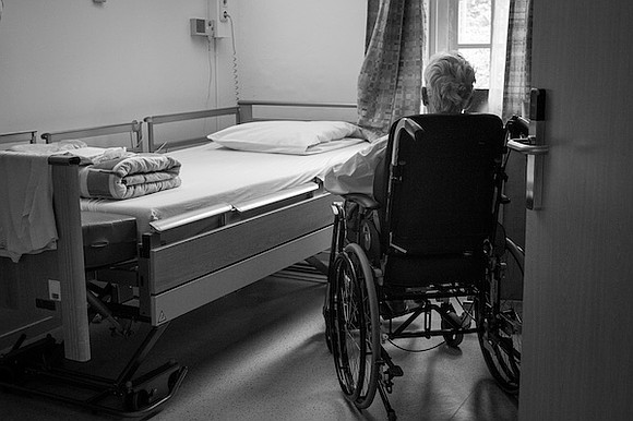 A federal nursing home staffing mandate aimed at improving resident care under Biden was repealed following private meetings between Trump … A federal nursing home staffing mandate aimed at improving resident care under Biden was repealed following private meetings between Trump …