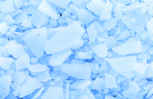 Ice pileup in South Side (photo by Julianne Tripp Hillian/Richmond Free Press)