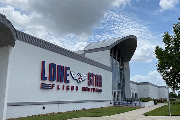 Houston’s Lone Star Flight Museum is hosting a free Fleet Week aircraft display on April 18 and 19, featuring Navy, … Houston’s Lone Star Flight Museum is hosting a free Fleet Week aircraft display on April 18 and 19, featuring Navy, …