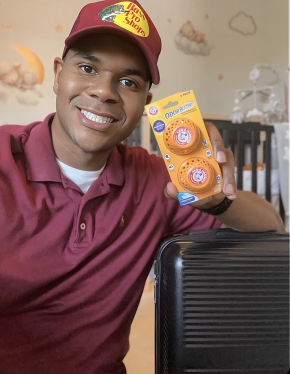 From suitcases packed with twins’ vacation essentials to gym bags and family cars, Arm & Hammer Odor Busterz help busy … From suitcases packed with twins’ vacation essentials to gym bags and family cars, Arm & Hammer Odor Busterz help busy …