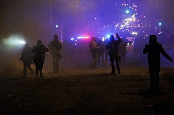 An ICE agent accused of shooting a Venezuelan man through a Minneapolis home’s front door during a controversial immigration crackdown …