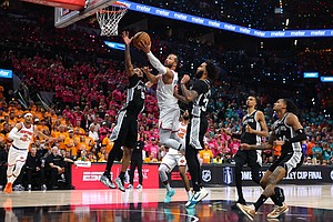 Knicks Spurs