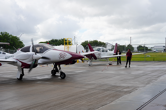 Texas Southern University’s aviation program reaches new heights with the arrival of a state-of-the-art Diamond DA42 aircraft, strengthening Houston’s pipeline … Texas Southern University’s aviation program reaches new heights with the arrival of a state-of-the-art Diamond DA42 aircraft, strengthening Houston’s pipeline …