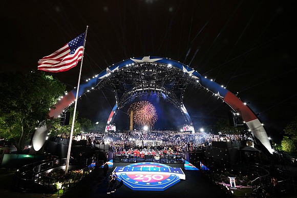 Federal authorities say they disrupted an alleged plot targeting a UFC event at the White House, with court documents detailing …