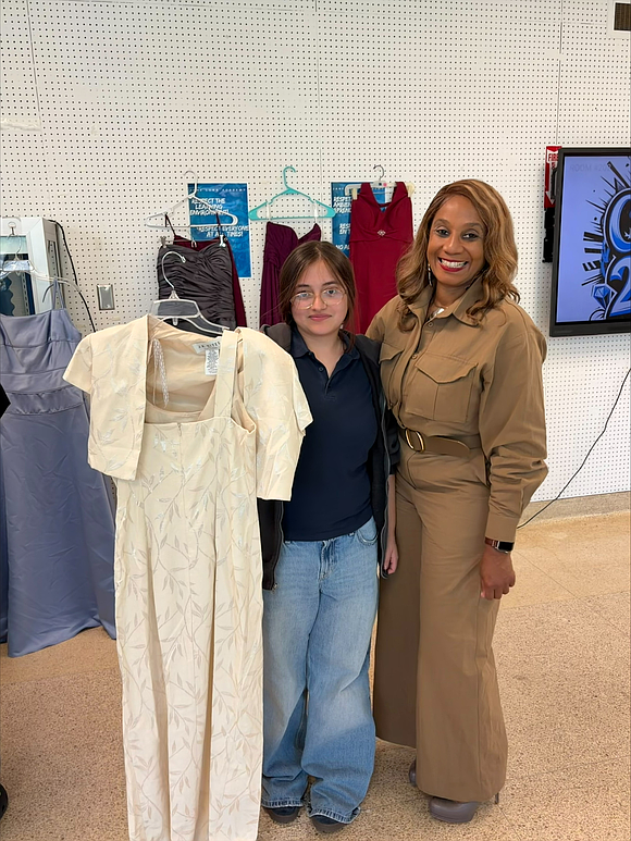 More than 200 students at Jane Long Academy received free prom dresses through Project Prom, a community-driven initiative led by … More than 200 students at Jane Long Academy received free prom dresses through Project Prom, a community-driven initiative led by …