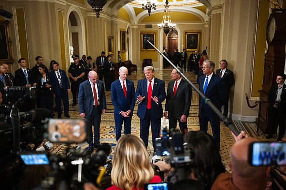 Just one day after rebuking President Trump’s handling of the Iran conflict, Senate Republicans reversed course, blocking a renewed war …