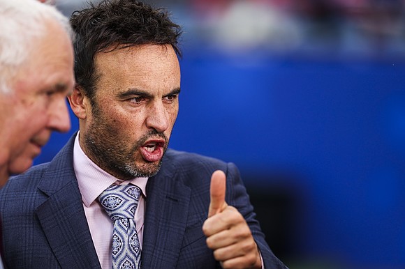 US soccer legend Landon Donovan believes Team USA has what it takes to win the World Cup—but only if the …
