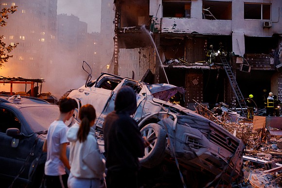 Russia launched a deadly overnight missile and drone assault on Kyiv ahead of the NATO summit, intensifying pressure on Ukraine … Russia launched a deadly overnight missile and drone assault on Kyiv ahead of the NATO summit, intensifying pressure on Ukraine …