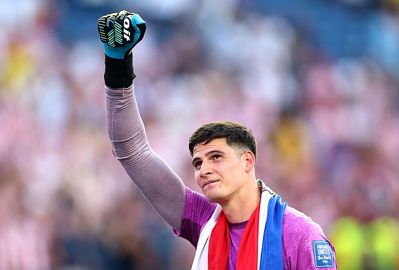 From Selling His Jersey to Save His Premature Son to Saving Paraguay at the World Cup, Orlando Gill’s Journey Inspires … From Selling His Jersey to Save His Premature Son to Saving Paraguay at the World Cup, Orlando Gill’s Journey Inspires …