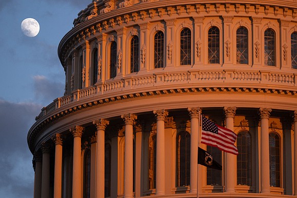 The House has approved permanent Daylight Saving Time with bipartisan support, but the bill now faces an uncertain future in … The House has approved permanent Daylight Saving Time with bipartisan support, but the bill now faces an uncertain future in …