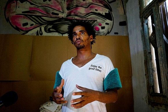 Prominent Cuban dissident and artist Luis Manuel Otero Alcántara is set to leave Cuba for the United States after completing … Prominent Cuban dissident and artist Luis Manuel Otero Alcántara is set to leave Cuba for the United States after completing …