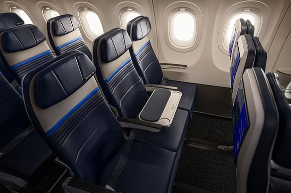 United Airlines is removing some middle seats from its new aircraft, betting travelers will pay more for extra space and … United Airlines is removing some middle seats from its new aircraft, betting travelers will pay more for extra space and …