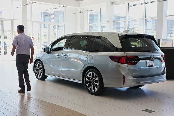 The minivan is making an unexpected comeback as millennial parents ditch expensive SUVs for family-friendly rides packed with sliding doors, … The minivan is making an unexpected comeback as millennial parents ditch expensive SUVs for family-friendly rides packed with sliding doors, …