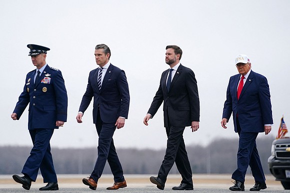 As the U.S. pauses its bombing campaign against Iran, new reporting reveals that top officials—including Vice President JD Vance and …