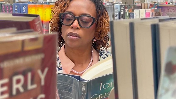 An Arizona judge known for guiding families in the courtroom is now inspiring readers with a growing collection of books …