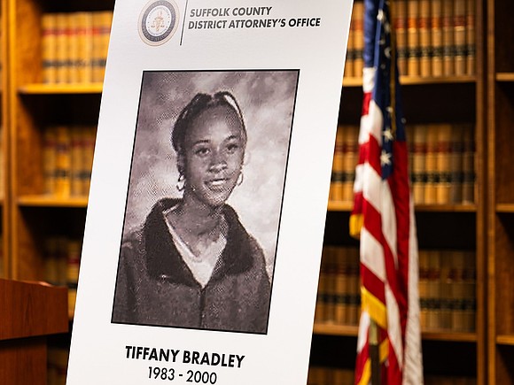 After nearly 26 years, advances in investigative genetic genealogy finally gave "Chelsea Jane Doe" her name back, reuniting Tiffany Bradley … After nearly 26 years, advances in investigative genetic genealogy finally gave "Chelsea Jane Doe" her name back, reuniting Tiffany Bradley …