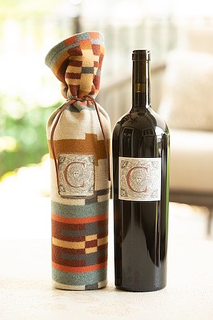 Cimento Wines has partnered with Pendleton Woolen Mills to debut a limited-edition 2022 Cimentare Malbec Magnum featuring a custom woven … Cimento Wines has partnered with Pendleton Woolen Mills to debut a limited-edition 2022 Cimentare Malbec Magnum featuring a custom woven …