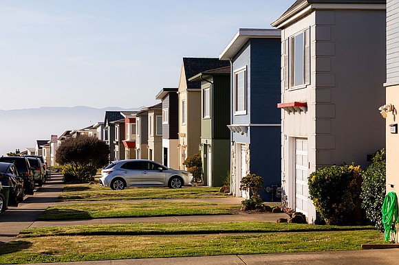 Mortgage rates have climbed to their highest level in a year as the Iran war fuels oil-price fears and persistent …