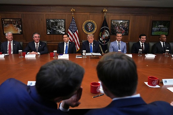 President Trump brought his Cabinet to Camp David for a rare strategy session as the Iran war drags on, using … President Trump brought his Cabinet to Camp David for a rare strategy session as the Iran war drags on, using …