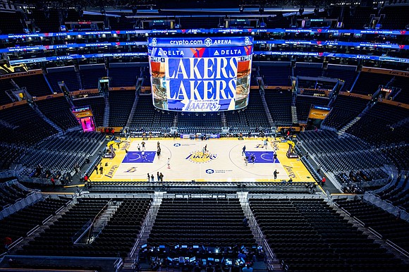 Billionaires and private equity investors are pouring unprecedented sums into professional sports, with soaring media rights, sports betting and a …