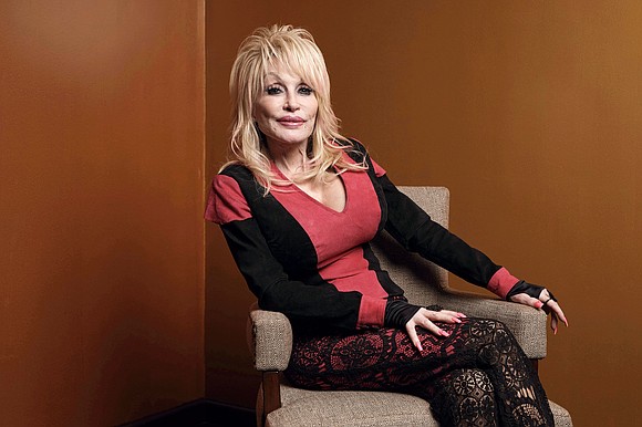 Dolly Parton, the beloved country music icon whose extraordinary career stretched from a one-room Tennessee cabin to global superstardom and …