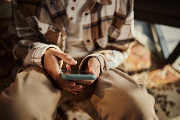 Meta is agreeing to major new safeguards for teen users — but critics say the $18 billion deal may not … Meta is agreeing to major new safeguards for teen users — but critics say the $18 billion deal may not …