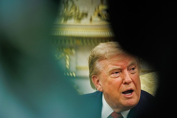 President Trump’s latest financial disclosure reveals another 1,000-plus stock transactions — including trades involving oil, defense, pharmaceutical and AI companies …