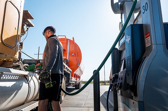 Diesel prices have shattered a record, topping $6 a gallon nationwide as soaring oil costs and refinery disruptions threaten to …