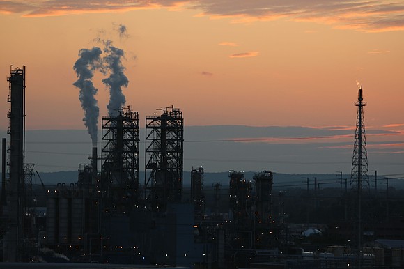 President Trump is weighing a major shift on energy exports, considering limits on US diesel shipments as soaring fuel prices … President Trump is weighing a major shift on energy exports, considering limits on US diesel shipments as soaring fuel prices …