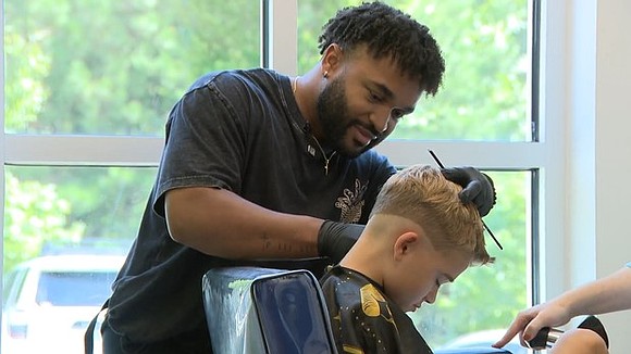 A Dawsonville speech therapist is turning haircuts into confidence-building victories, helping children and young adults with sensory needs feel safe, …