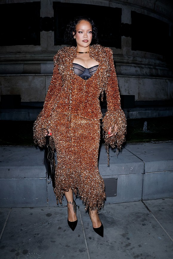 Paris Fashion Week is here, and the style spotlight is shifting from the runway to the front row as celebrities …