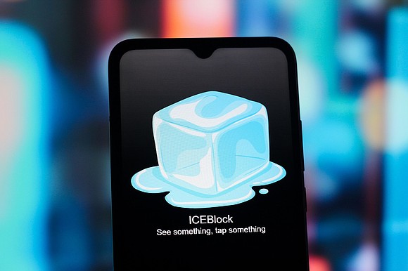 Apple says it removed ICE-tracking apps over agent-safety concerns, while Rep. Jamie Raskin questions whether the decision infringed on users’ … Apple says it removed ICE-tracking apps over agent-safety concerns, while Rep. Jamie Raskin questions whether the decision infringed on users’ …