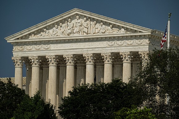 The Supreme Court’s new term opens with a pivotal climate case as Boulder seeks to hold ExxonMobil and Suncor Energy …